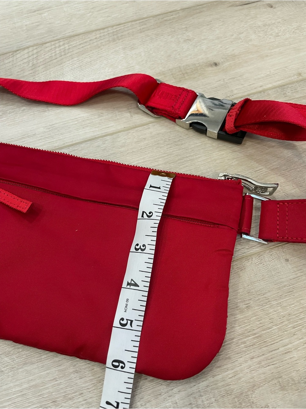 LULULEMON Travel Pooch VII Fanny Pack Waist Bag Dog Walking Hiking Pouch Red - Picture 4 of 12